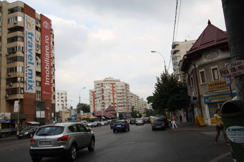 publicitate outdoor zona Victoriei